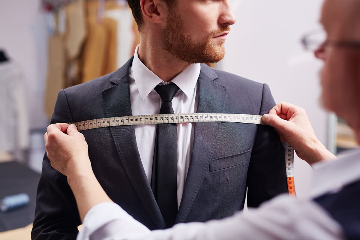 What size should a suit jacket be?